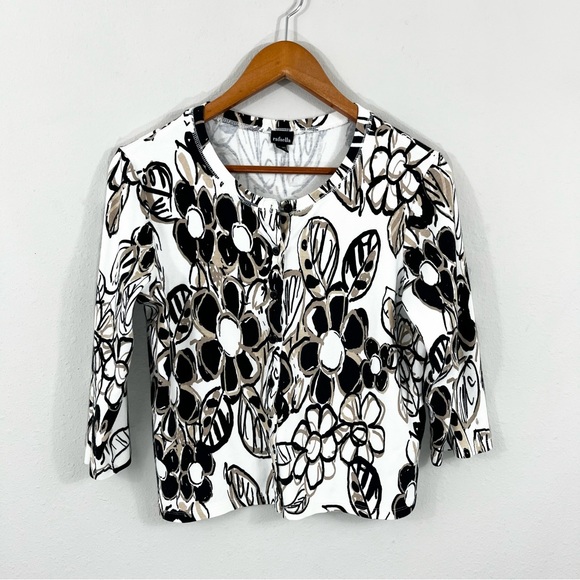 Rafaella Sweaters - Rafaella button up short cardigan